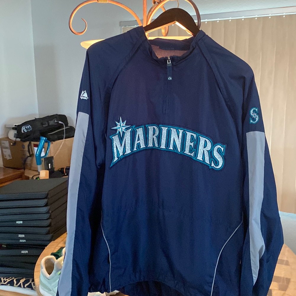 Majestic Cool Bass Lightweight jacket